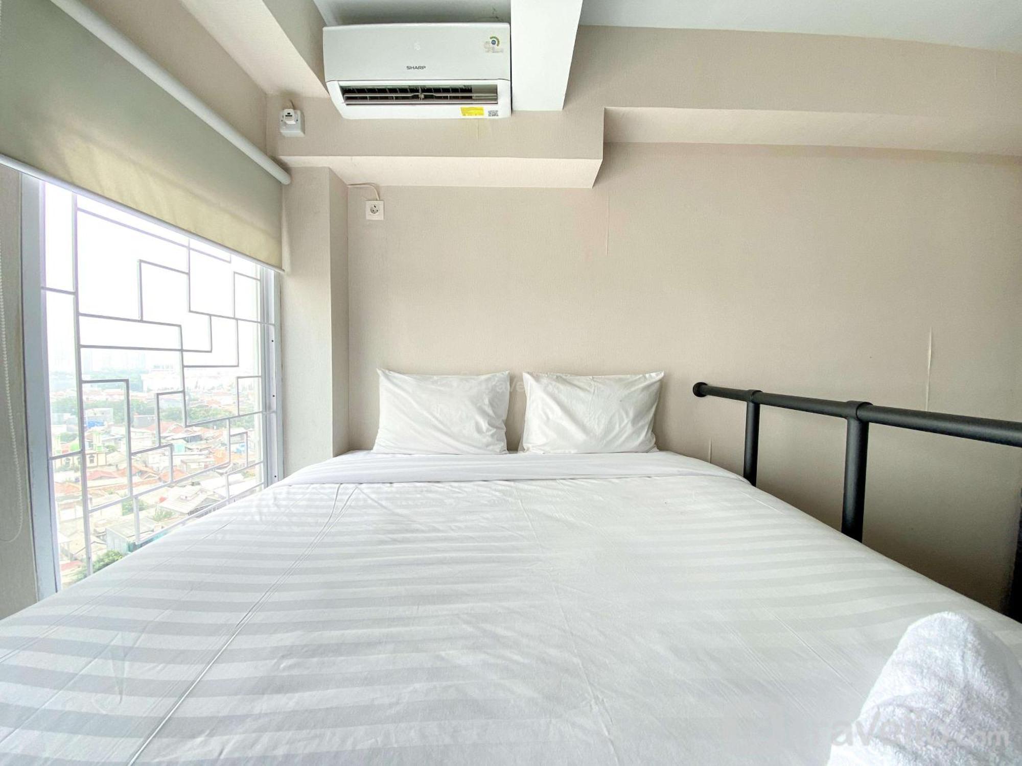 Luxury And Minimalist At Patraland Urbano By Travelio Apartemen Bekasi